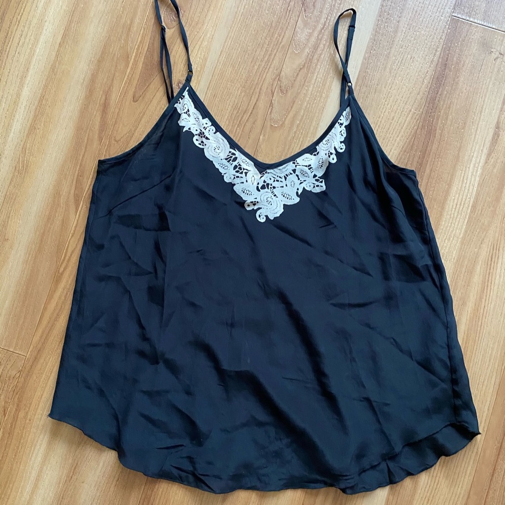 ARITZIA WILFRED NOSTALGIAS BLACK SILK CAMISOLE Medium